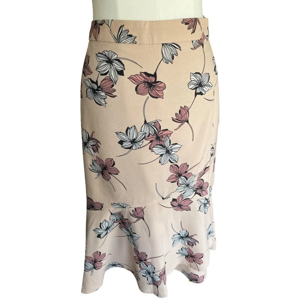 Banana Republic Light Pink Floral Trumpet Midi Skirt Size 6
